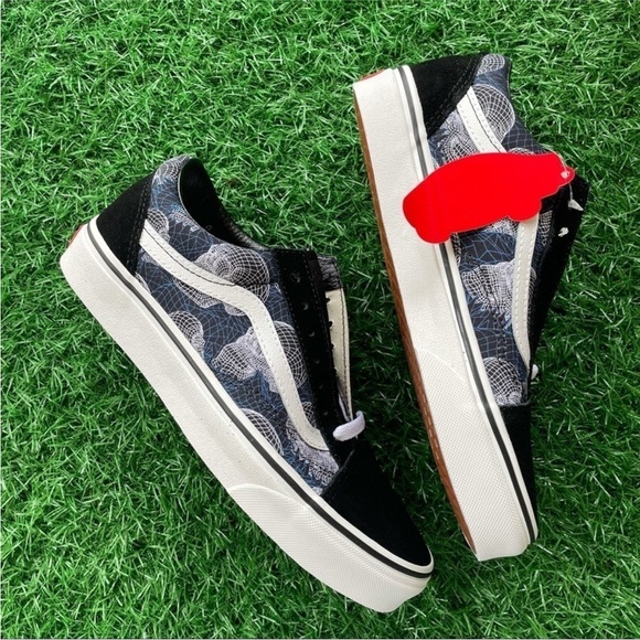 Vans Old Skool Wireframe Skulls - Picture 3 of 6